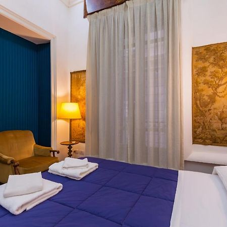 A Due Passi Dal Lungomare Di Mergellina By Wonderful Italy Apartman Nápoly Kültér fotó